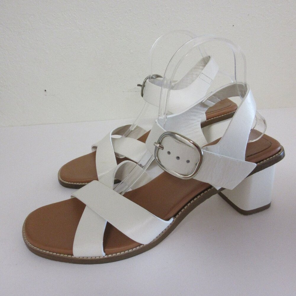 EVERLANE White Criss Cross Faux Leather 11 Chunky Heel Slingback Sandals Flaws